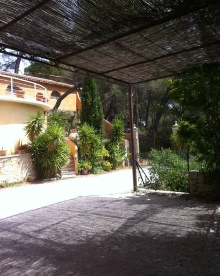 Zakwaterowanie U Rodziny La Ciotat 486008