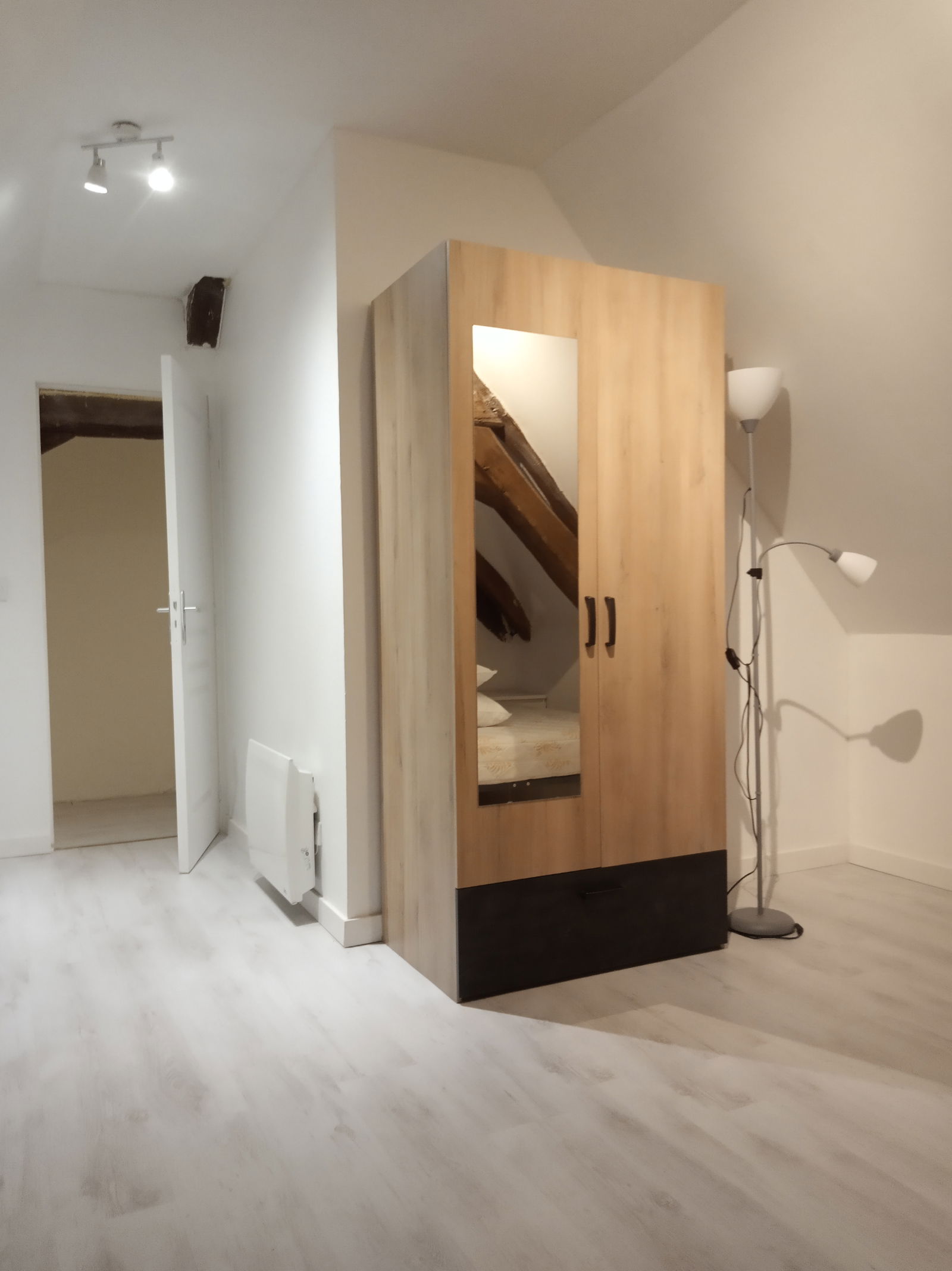 Kolokacja Saint-Amand-Montrond 580492