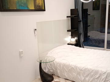Roomlala | Pokoje prywatne w Cabries Aix