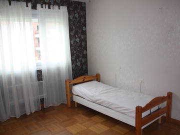 Roomlala | Pokoje umeblowane w domach prywatnych