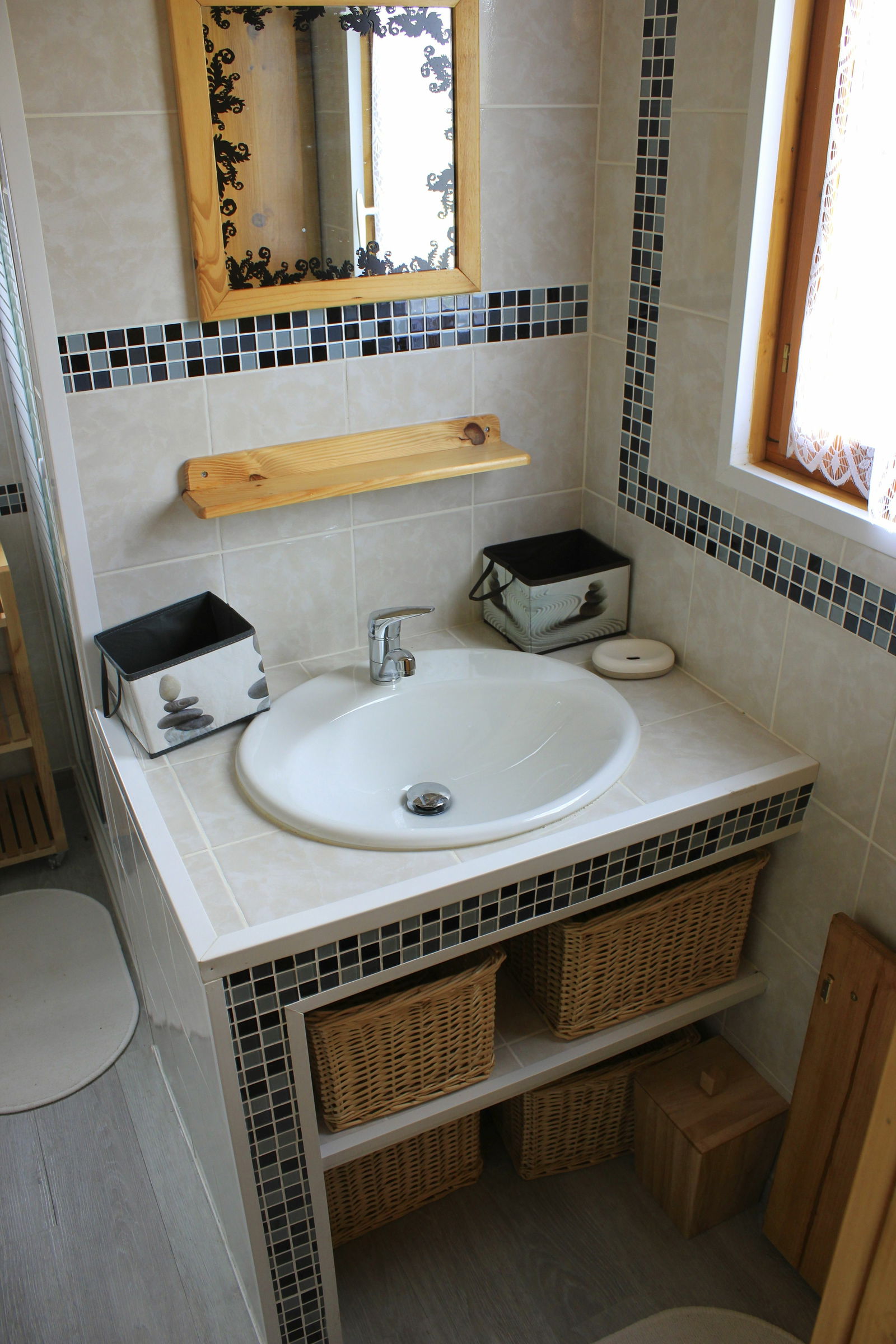 Kolokation Poses 141176