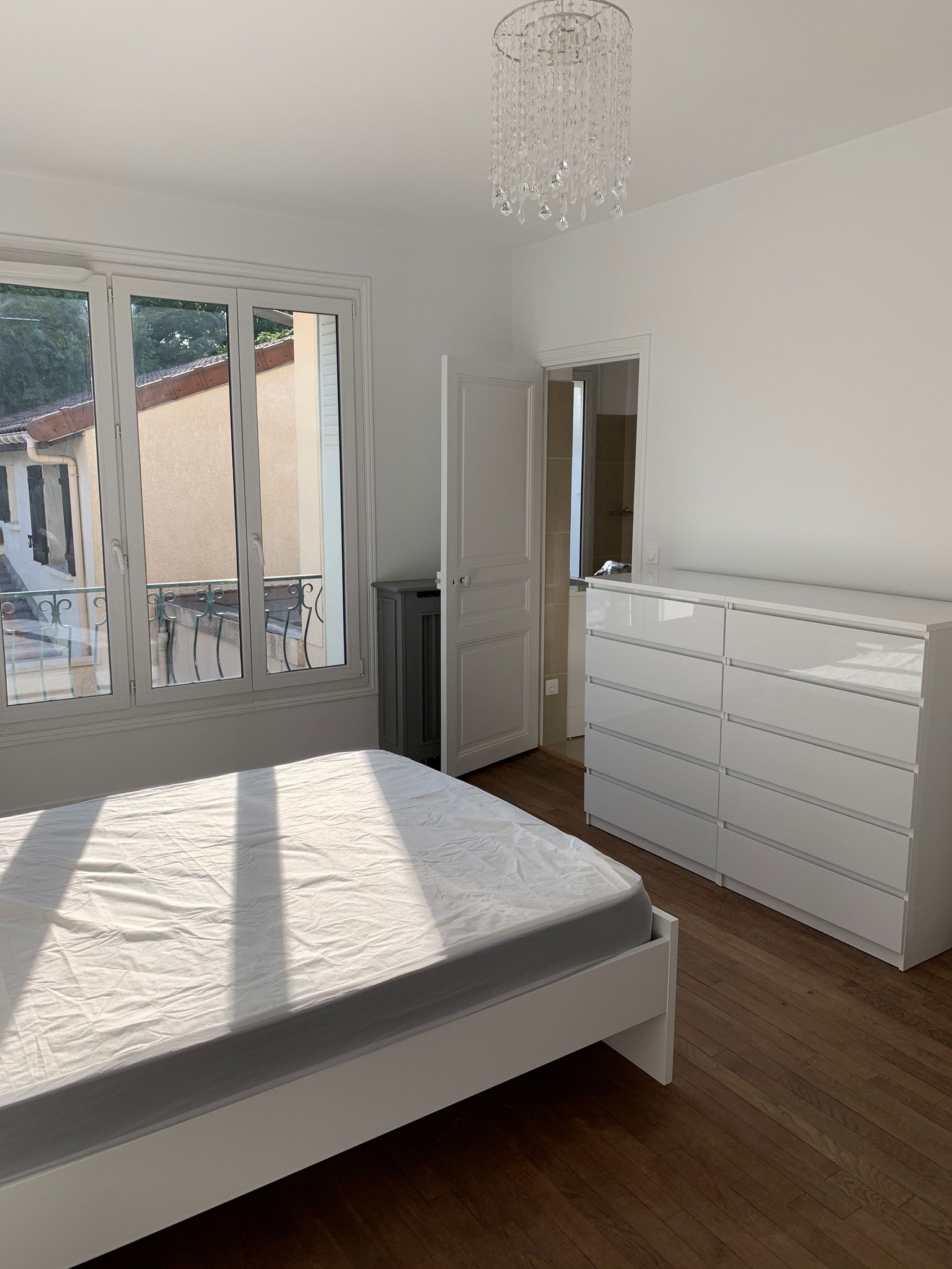 Colocatie Villeneuve-le-Roi 250173