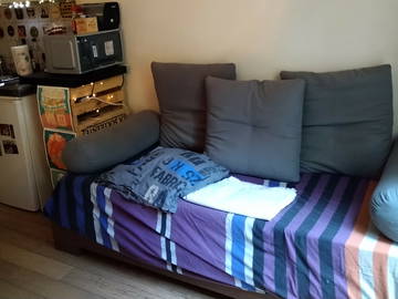 Roomlala | Praktyczne Studio Buttes Chaumont