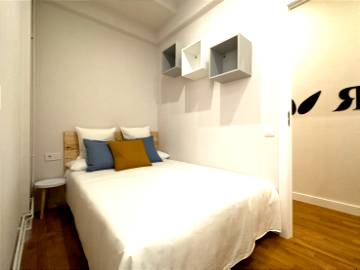 Roomlala | Preciosa Habitación en el centro de Bcn (RH23-R2)