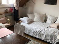 Hübsches, gemütlich eingerichtetes Zimmer