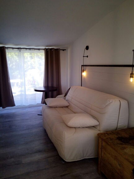 Homestay Pélissanne 190806