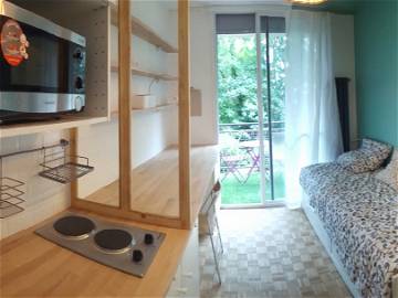 Roomlala | Pretty Room Near RER Palaiseau. WC & Shower On Landing