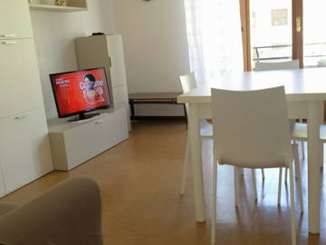 Room For Rent Pontebba 193020