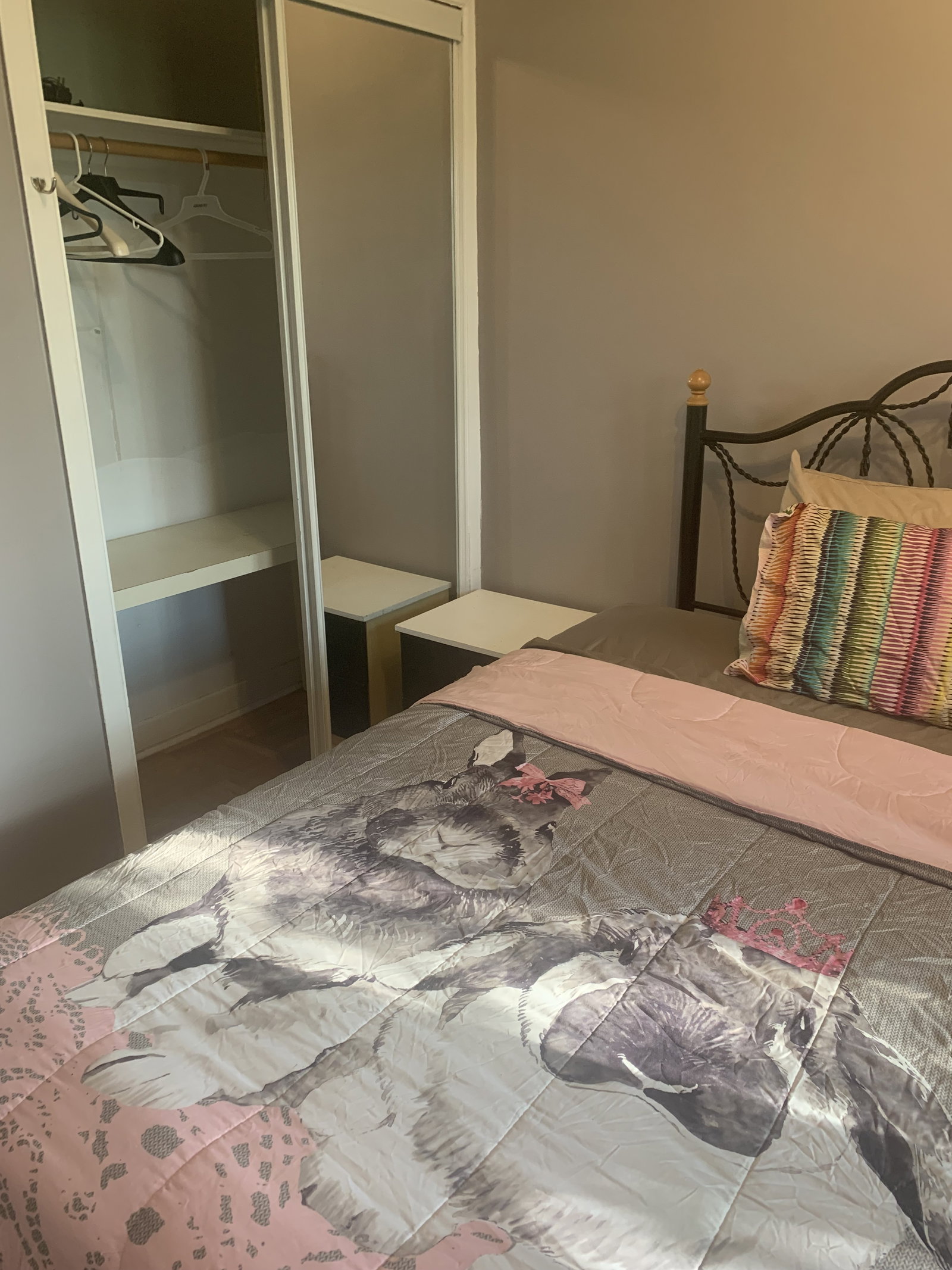 Gaascht Zëmmeren Montréal 559045