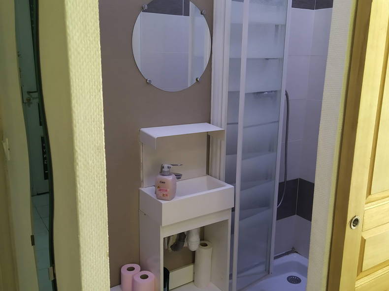 Kolokation Nice 364787-2