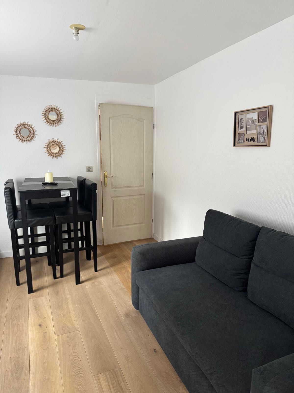 Homestay Écouen 609996