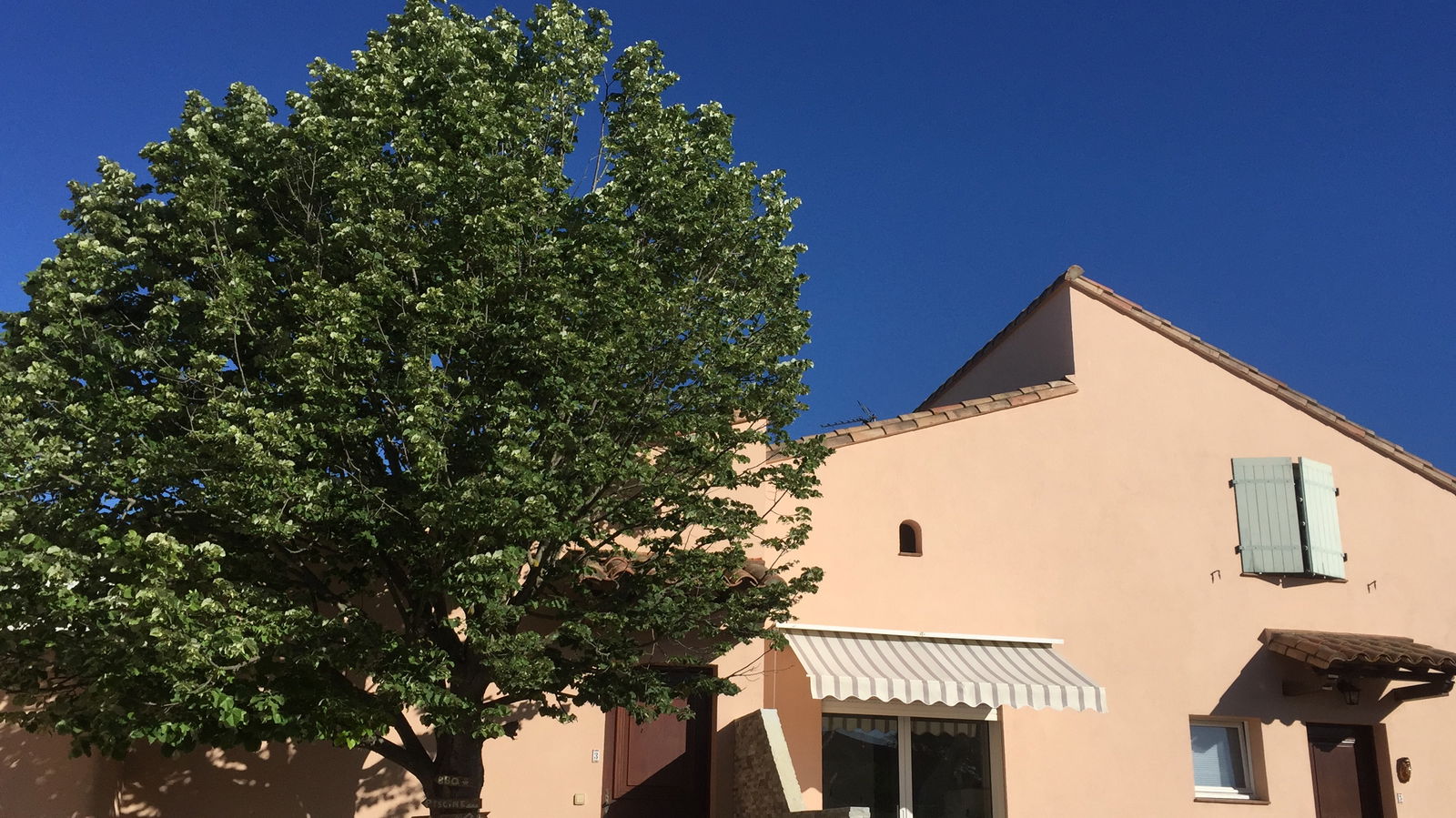 Independent Studio Villetelle 192839