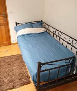 Homestay Cergy 251406