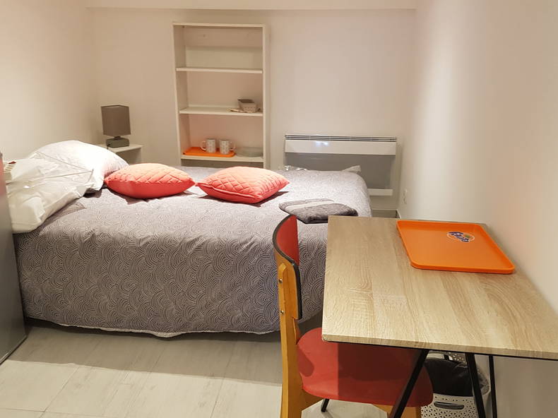 Hospedagem Em Casa De Família Orsay 235031-1