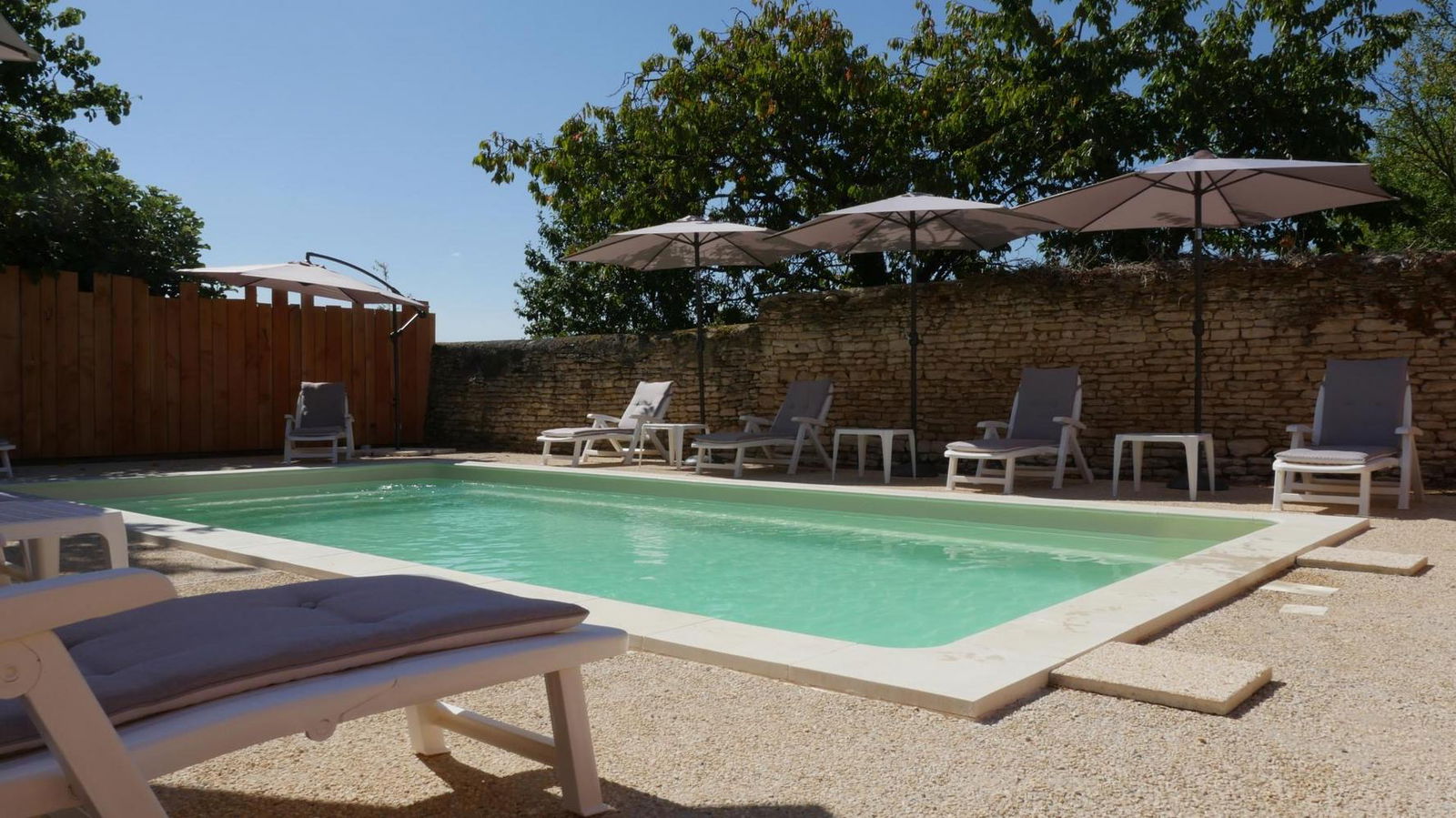 Homestay Saint-Martin-la-Pallu 265399