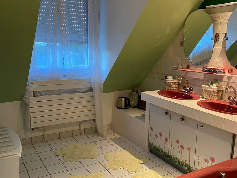 Homestay Avrillé 76391-3