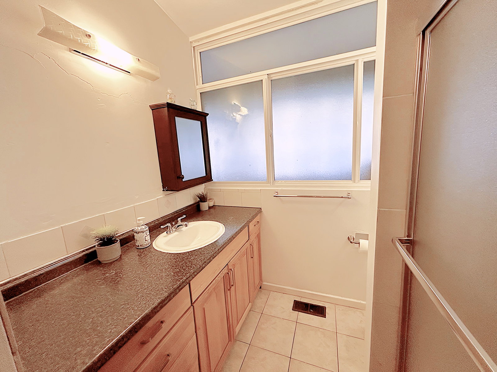 Coliving Coquitlam 670506