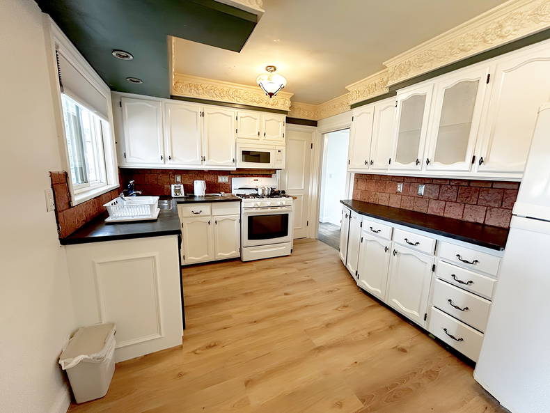 Coliving Coquitlam 670496-5