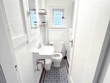 Coliving à louer à Vancouver - photo 3 : salle de bain-3