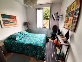 CHAMBRE PRIVEE DANS CHARMANTE MAISON DE PLAIN PIED