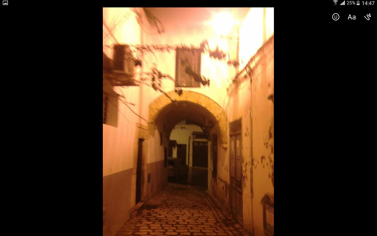 Independent Studio Tunis 164865