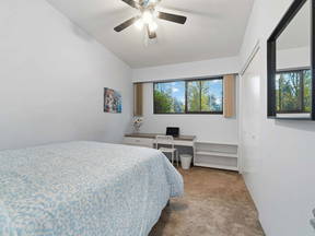 Habitación privada cerca del SkyTrain de Burquitlam: perfecta para estudiantes de la SFU.