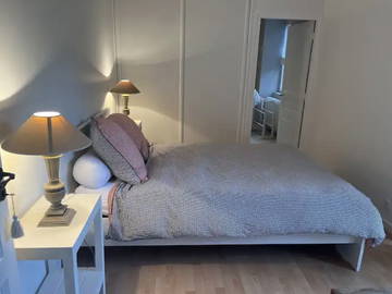 Roomlala | Private Room - Near TGV Massy - Airport - Paris Saclay