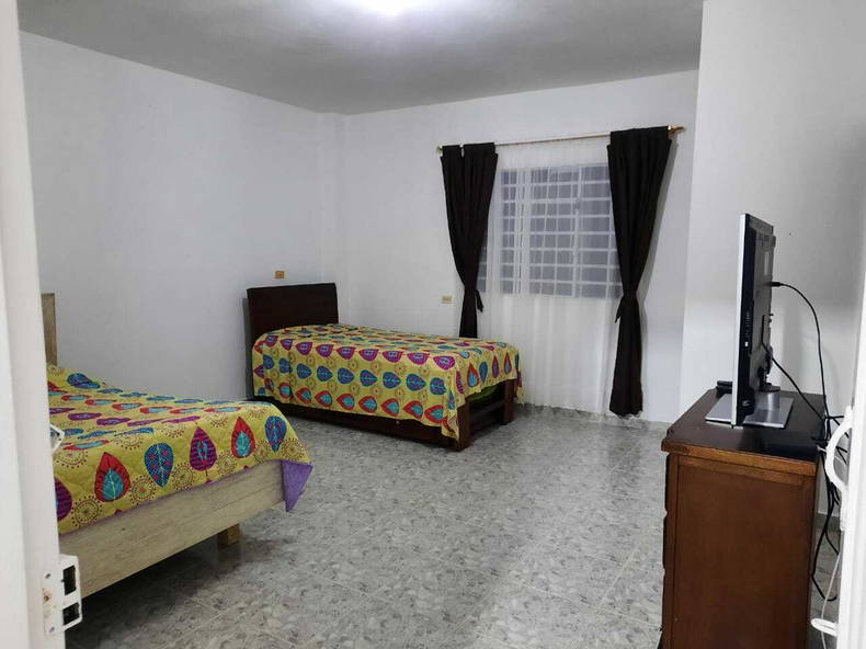 Chambre Chez L'habitant Guarne 254133-1