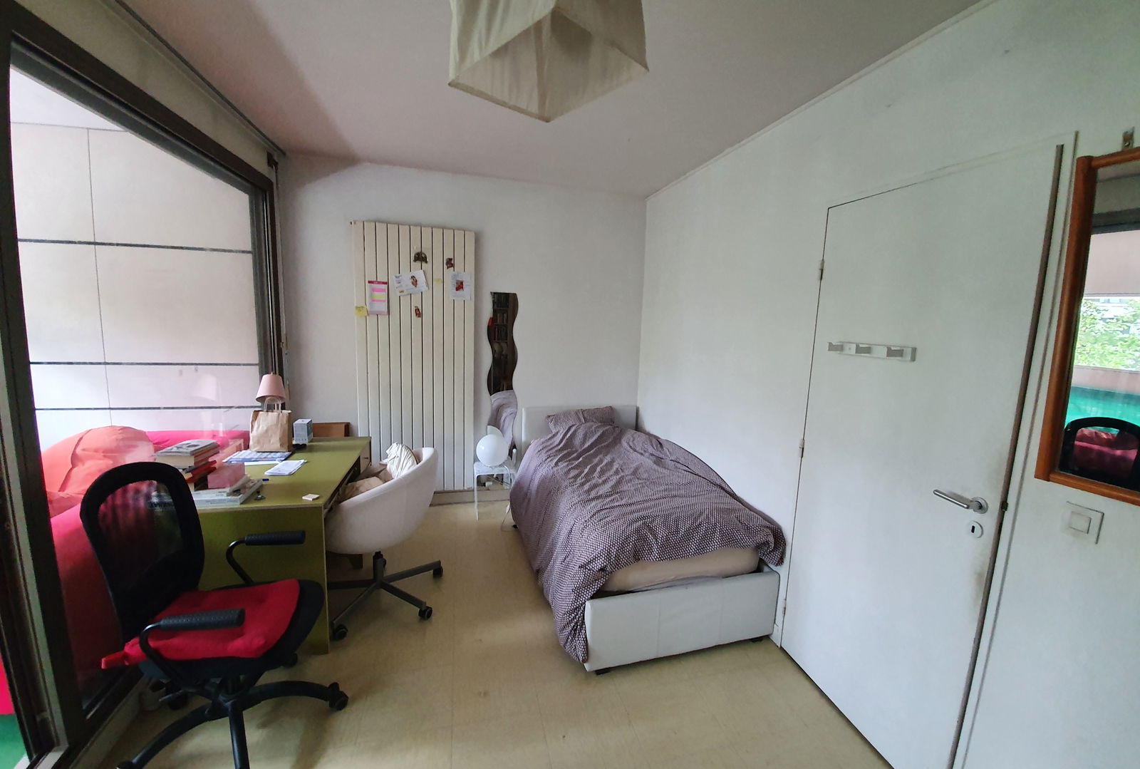 Homestay Paris 241011