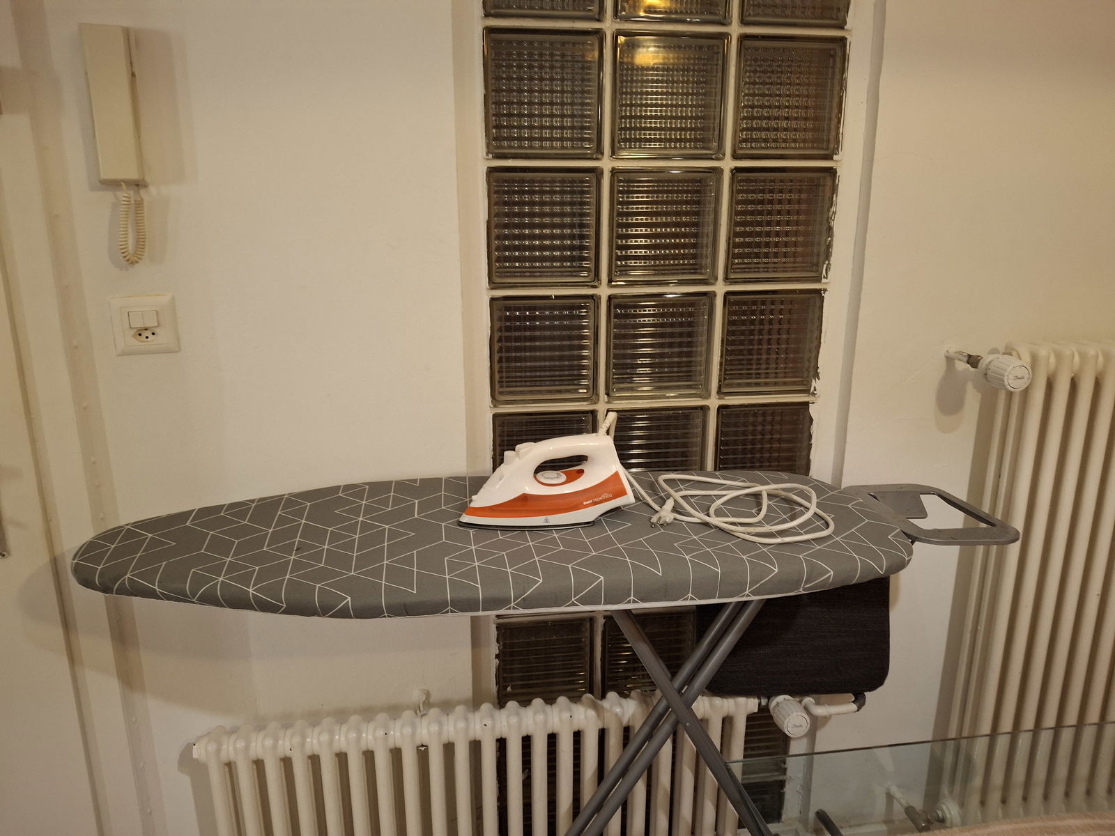 Entire Home Lausanne 630644