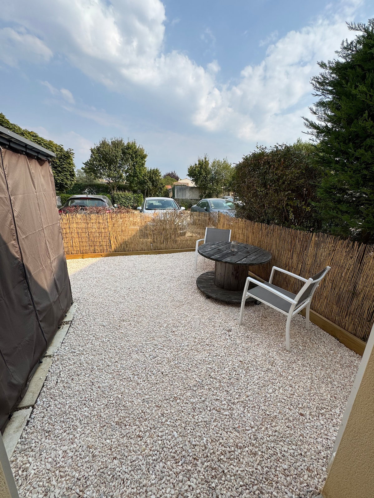 Homestay Angliers 669406