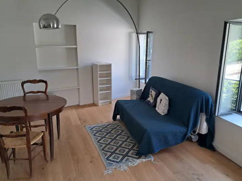 Entire Home Caluire-et-Cuire 247699-5