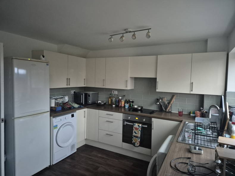 Coliving Swindon 659787-5