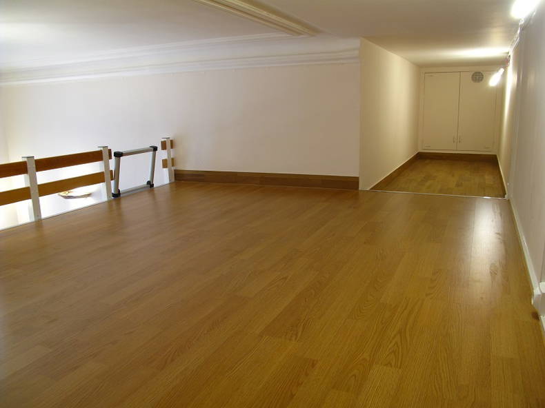 Colocación Paris 79042-3