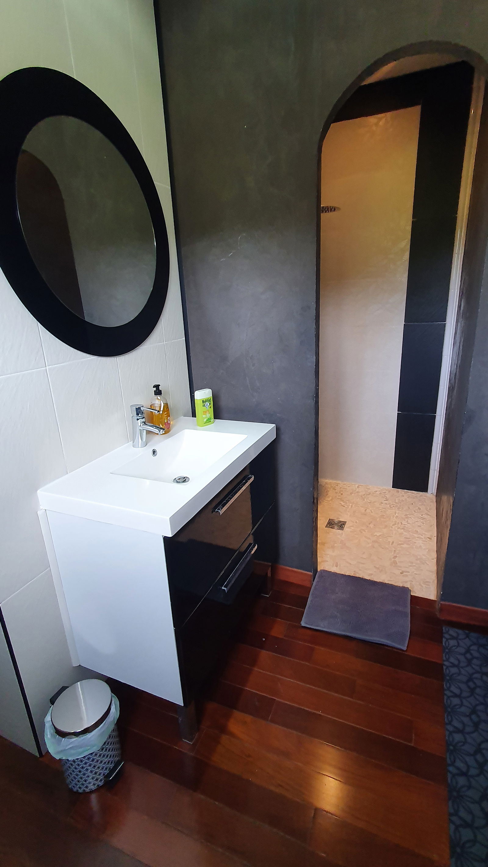 Zakwaterowanie U Rodziny Roquefort-la-Bédoule 390281