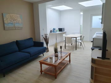 Roomlala | Prywatny prysznic CROIX EDHEC COLOC i 1 stanowisko dla Roubaix