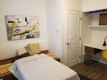 Roomlala | Prywatny przestronny w pełni umeblowany pokój do wynajęcia