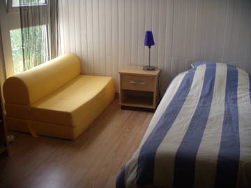 Roomlala | Prywatny umeblowany pokój do wynajęcia od niedzieli wieczorem do piątku