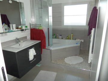 Roomlala | Przestronne i jasne mieszkanie o powierzchni 72m²