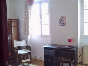 Roomlala | Przestronny i jasny pokój 