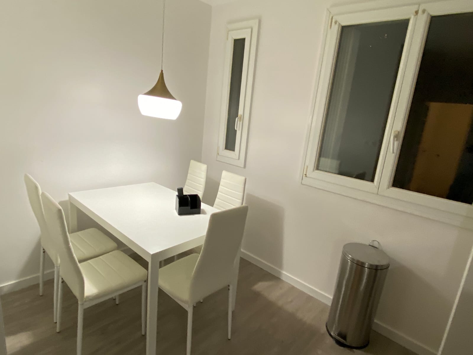 Kolokacja Épinay-sur-Seine 664362