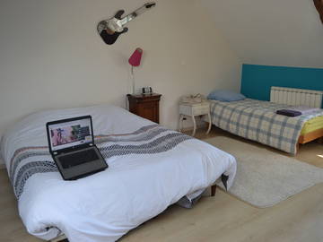 Roomlala | Przestronny pokój do wynajęcia w pobliżu Rennes
