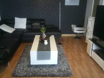 Roomlala | Przyjemny pokój w domu miłej osoby