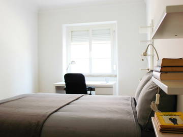 Roomlala | Przytulna sypialnia dwuosobowa