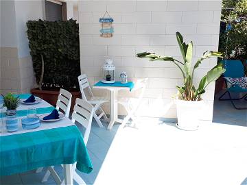 Roomlala | Puglia: Eleganti ville climatizzate, vista mare, con giardino