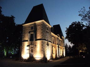 Puy Du Fou, Chambre Au Château De Bellevue Sainte Cécile