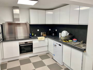 Roomlala | QUARTO 1 EM CASA/JARDIM ACOMODAÇÃO COMPARTILHADA PERTO DA UNIVERSIDADE/METRÔ