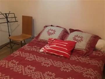 Roomlala | Quarto 20' de Genebra