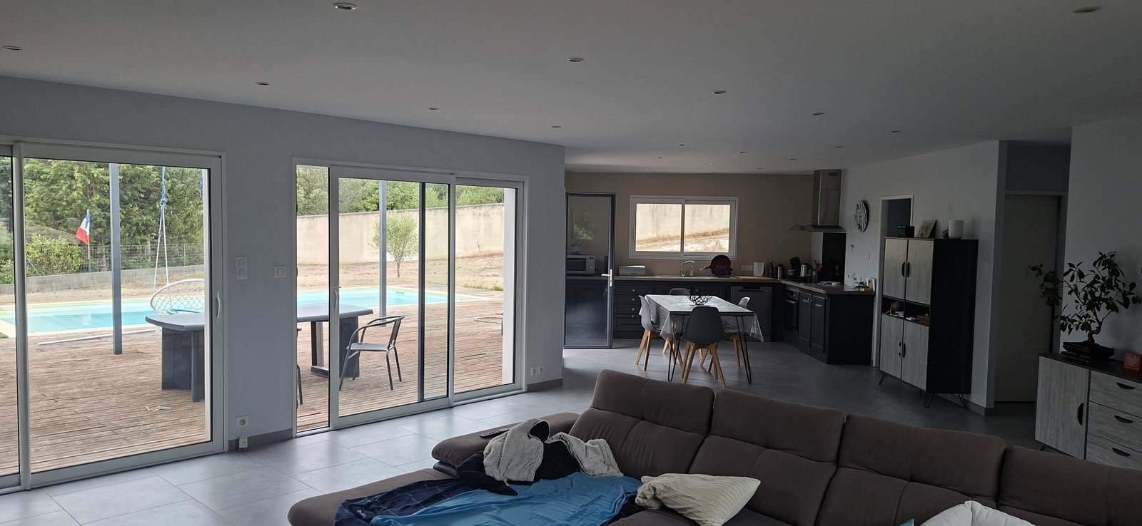 Coliving Roullens 676522