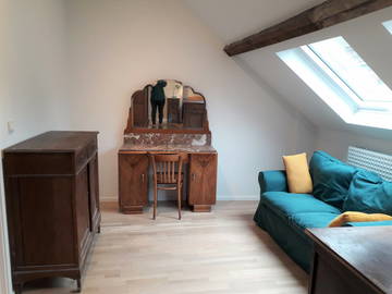 Roomlala | Quarto 20m2 reformado